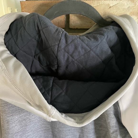 lorna jane crossfire hoodie grey white hoodie with zipper pockets - Picture 5 of 8